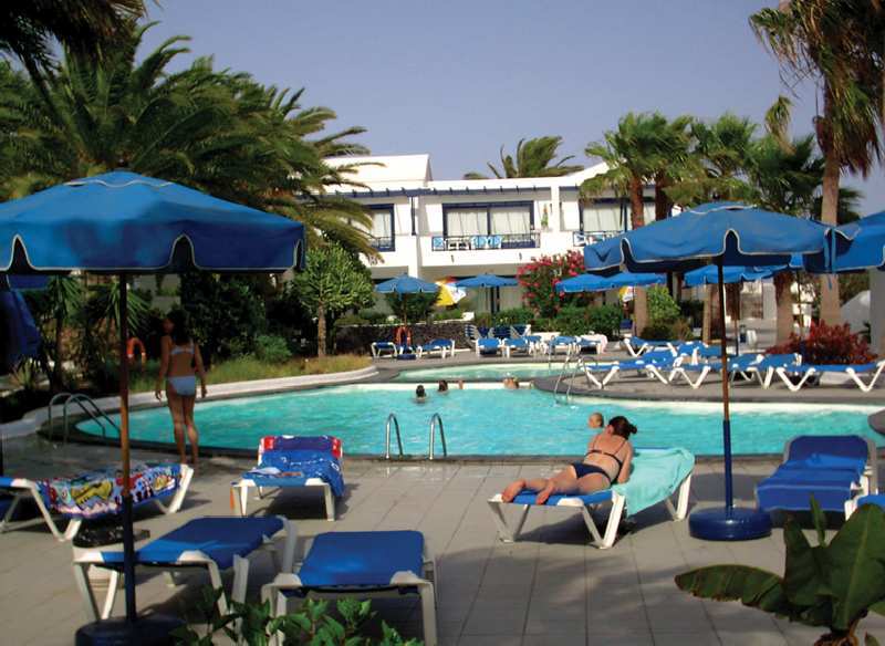 Apartamentos Playamar بويرتو ذيل كارمين المظهر الخارجي الصورة