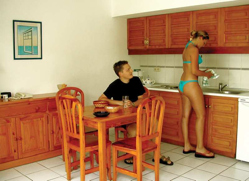Apartamentos Playamar بويرتو ذيل كارمين المظهر الخارجي الصورة