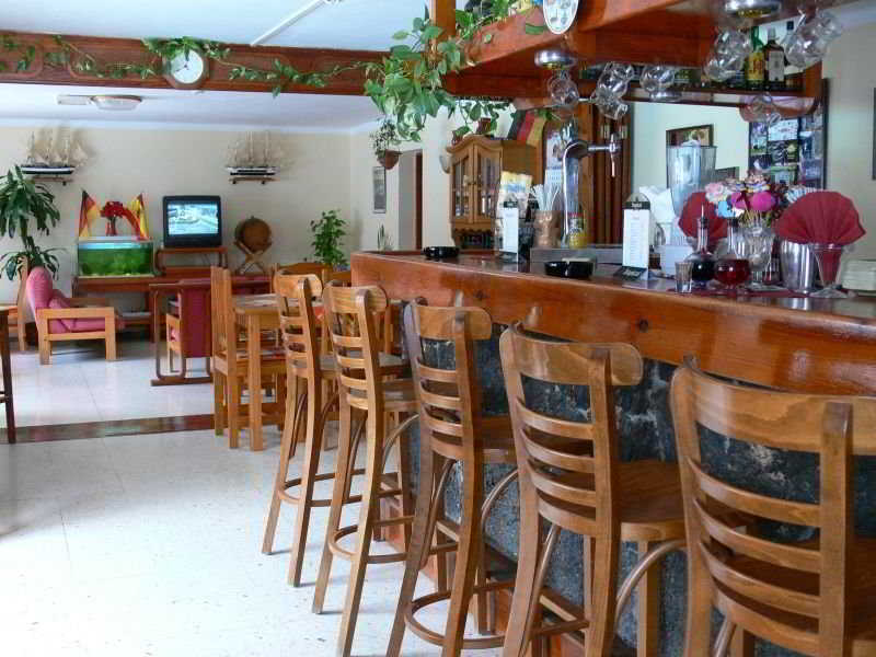 Apartamentos Playamar بويرتو ذيل كارمين المظهر الخارجي الصورة